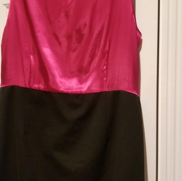 Lovely pink satin dress with black skirt - Picture 2 of 5
